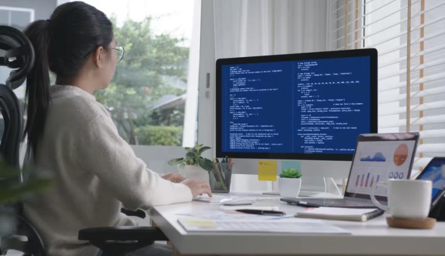 阳原县企业数字化解决方案:机器学习赋能商业模式升级的核心路径